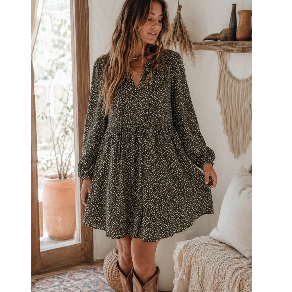 Bohme Floral Ditsy Mini Dress Green Boho Long Sleeve Babydoll Lightweight Medium